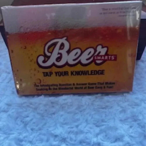 NEW Beer Smarts Game Of Questions And Answers Card Game NIB - Picture 5 of 6
